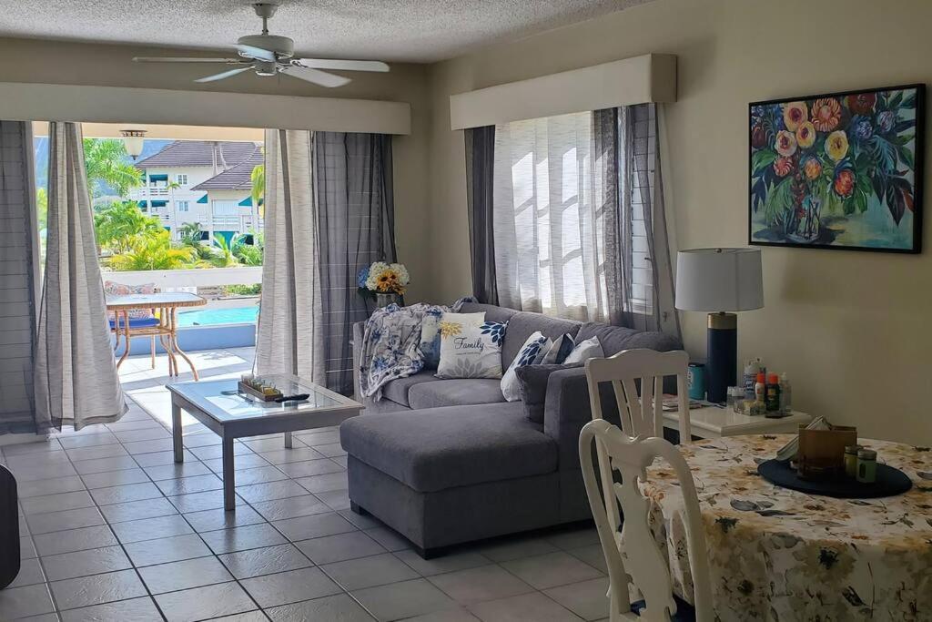 Chalet Cassie Montego Bay Exterior photo