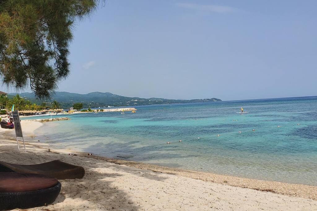 Chalet Cassie Montego Bay Exterior photo